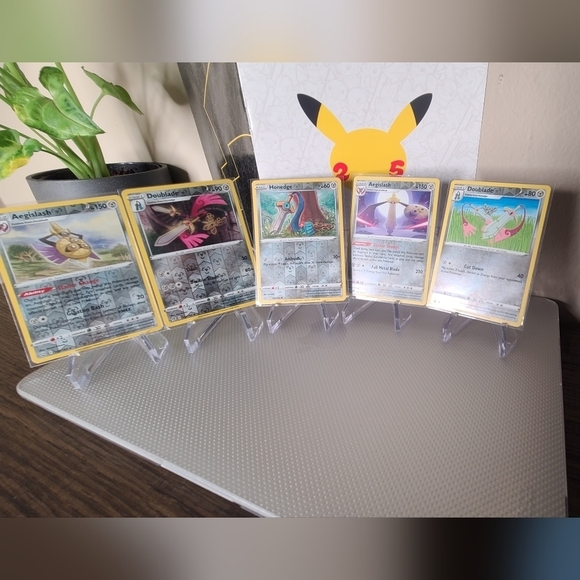 Pokemon Other - Aegislash 108/163-107/163 Doublade 134/192-106/163 Honedge 105/163 Pokemon TCG